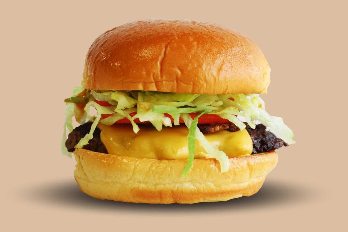 Bacon Deluxe Cheeseburger