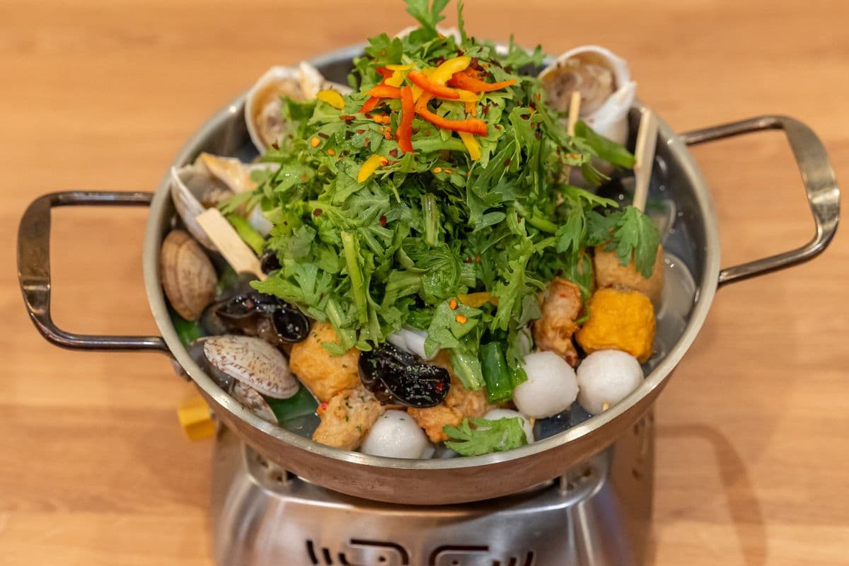 골뱅이어묵탕 / Sea Snail Fish Cake Soup
