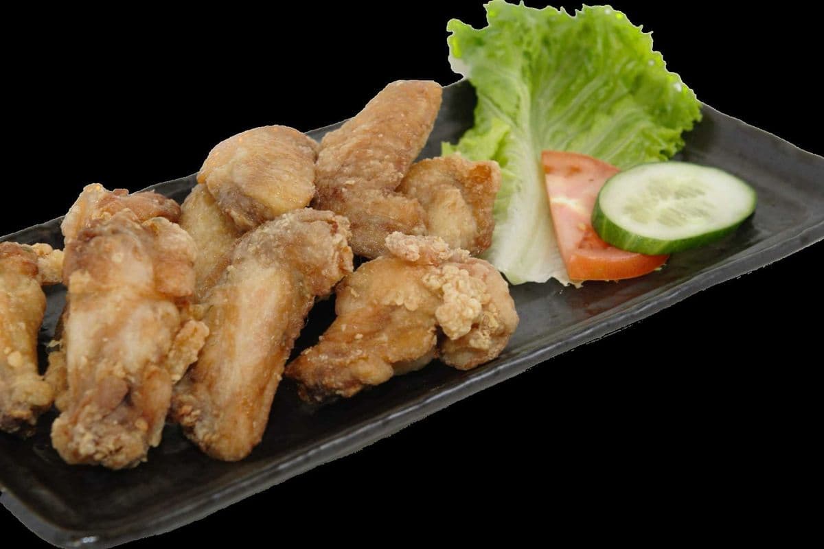 6. Chicken Wings (10 pcs)