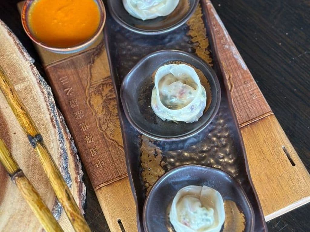 Momos (5 pcs)