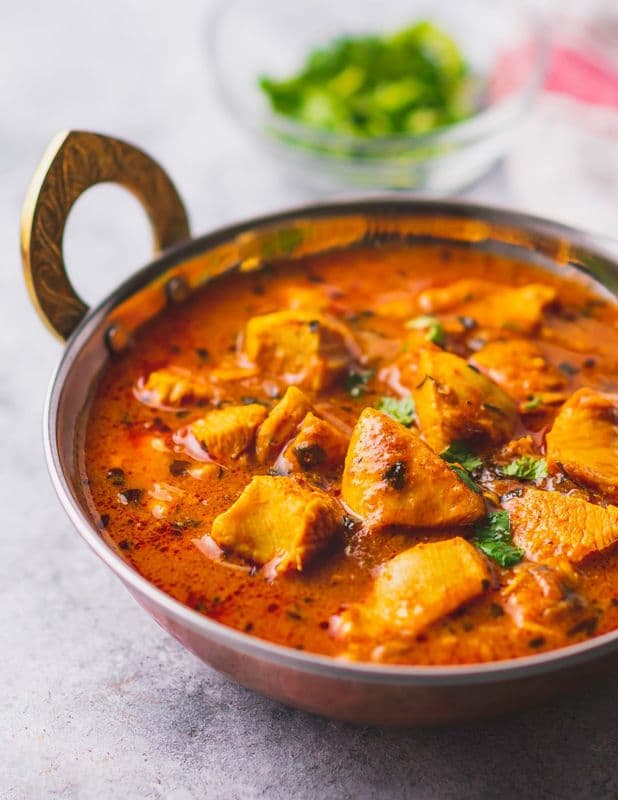 23. Cari au poulet / Chicken Curry