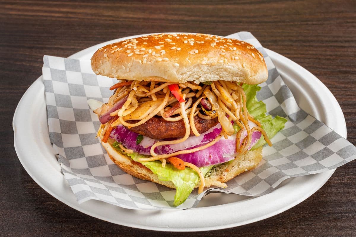 Vegetarian Noodle Burger
