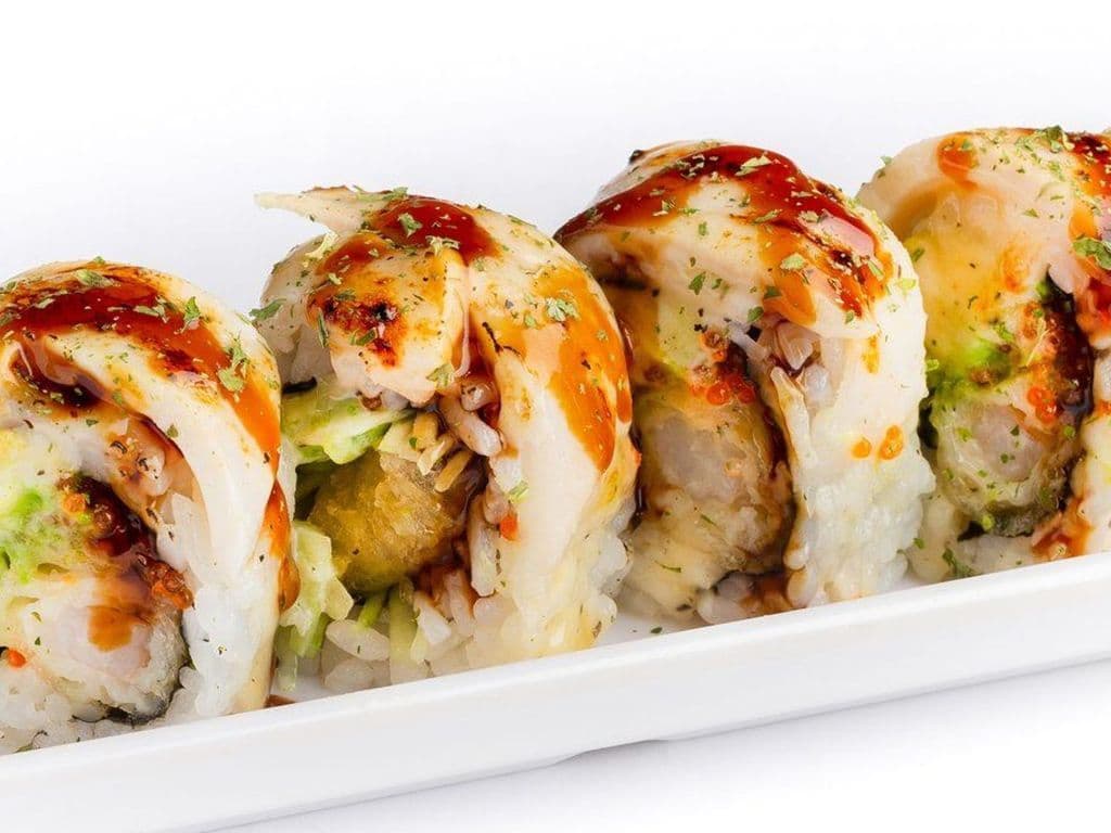 SM12. Torched White Dragon Roll (8 Pcs)