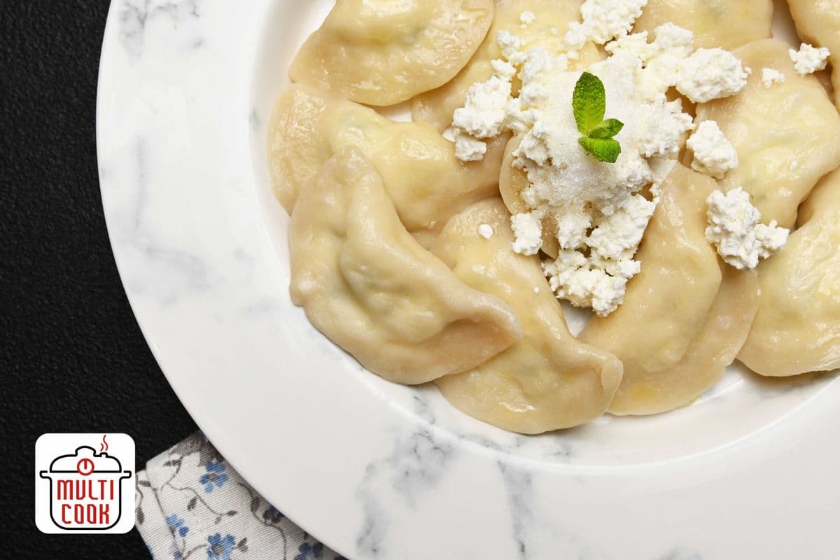 Sweet cottage cheese perogies (1 dozen/ 300g) (600 Cal)