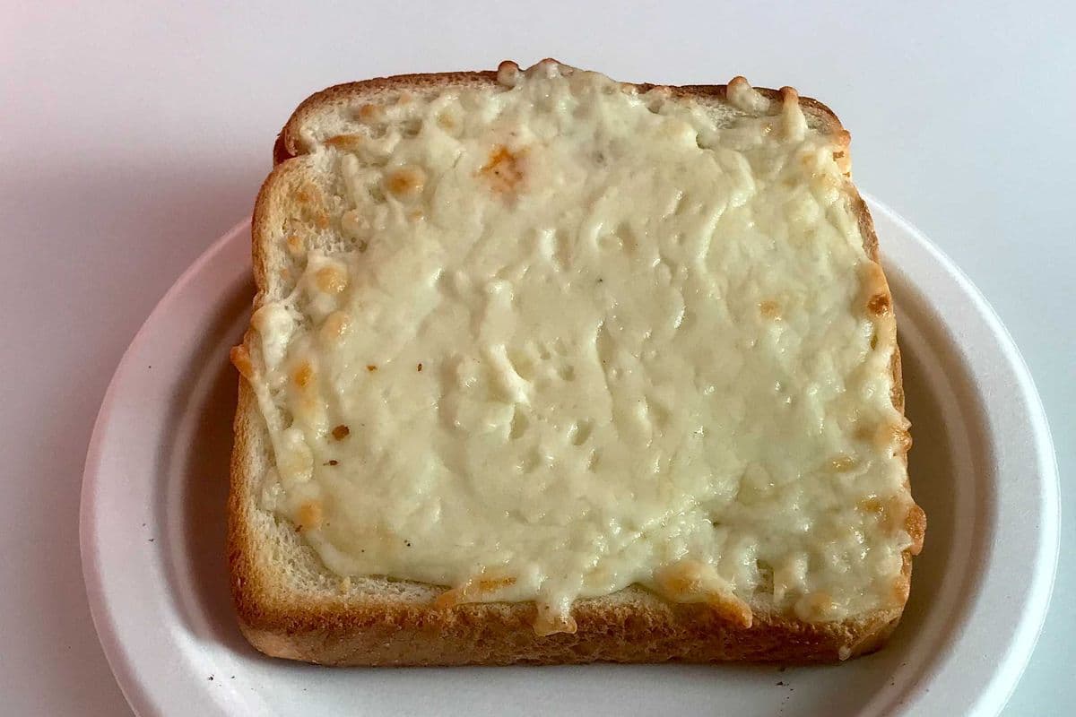 Cheese Toast (Mozzarella Cheese Topping)