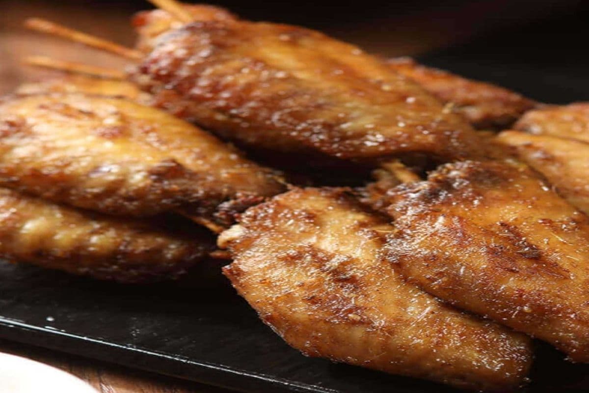 Grilled Chicken Wings (1 Skewer)
