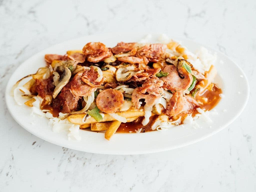 Poutine toute garnie / All Dressed Poutine