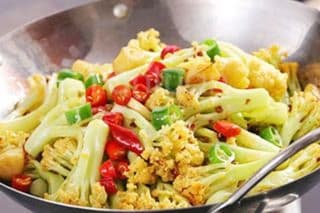 麻辣香锅菜花 Spicy Cauliflower Dry Pot
