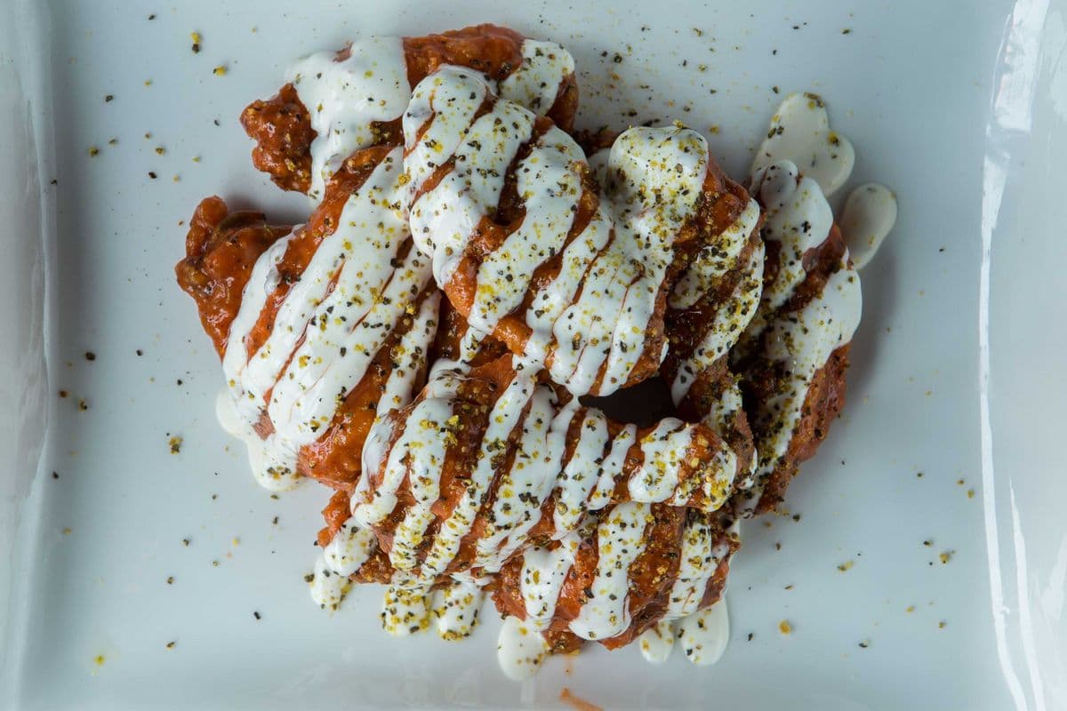 10 Wings, 1 Flavour