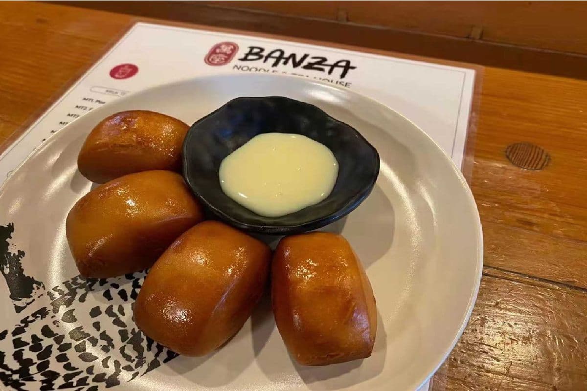 S5. Deep-fried Buns (4 pieces)