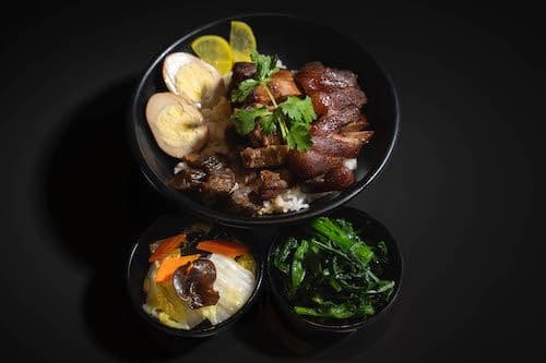 (Bento)屏東客家豬腳便當 / (Bento) Taiwanese Pork Knuckles Bento