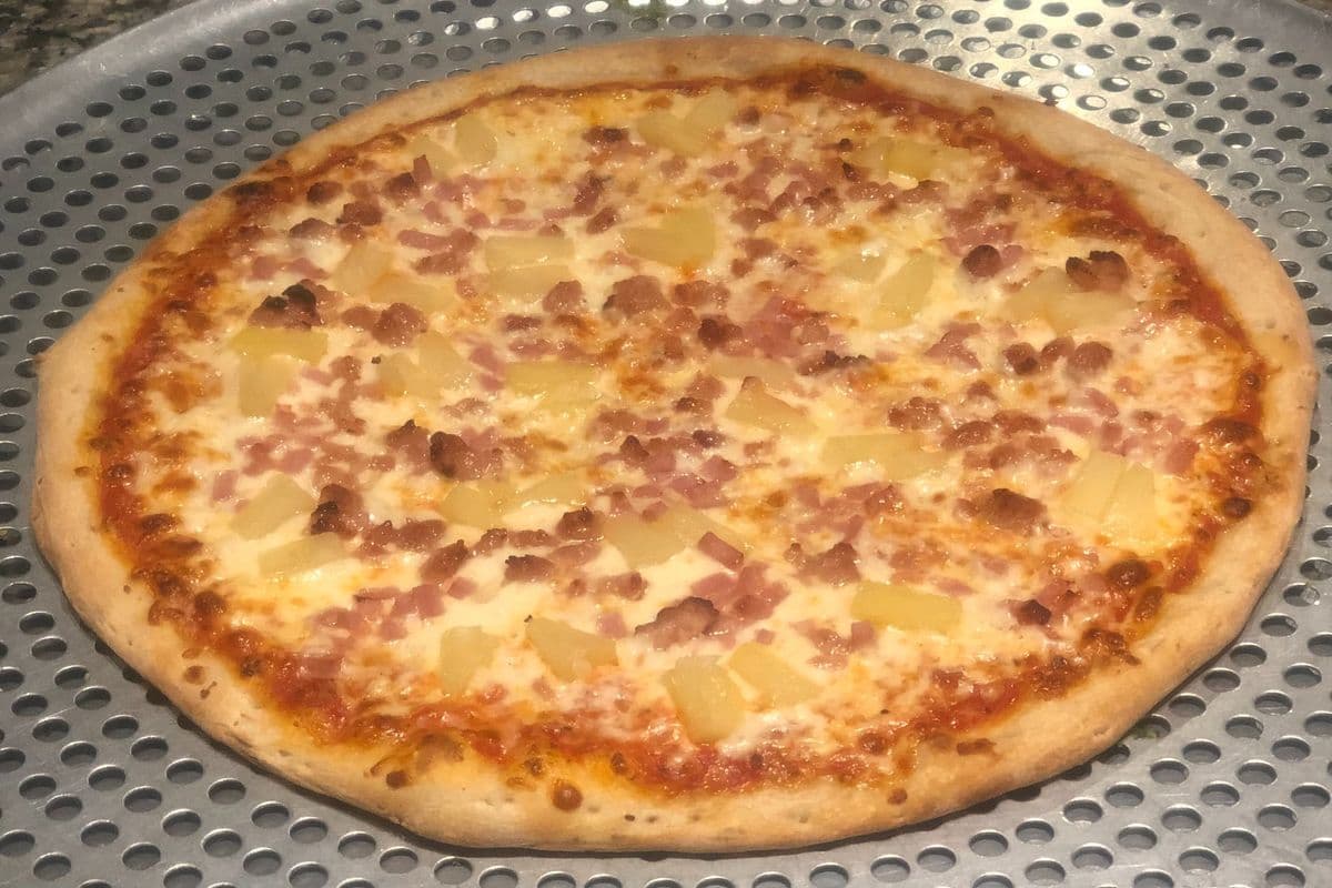 Hawaiian Pizza