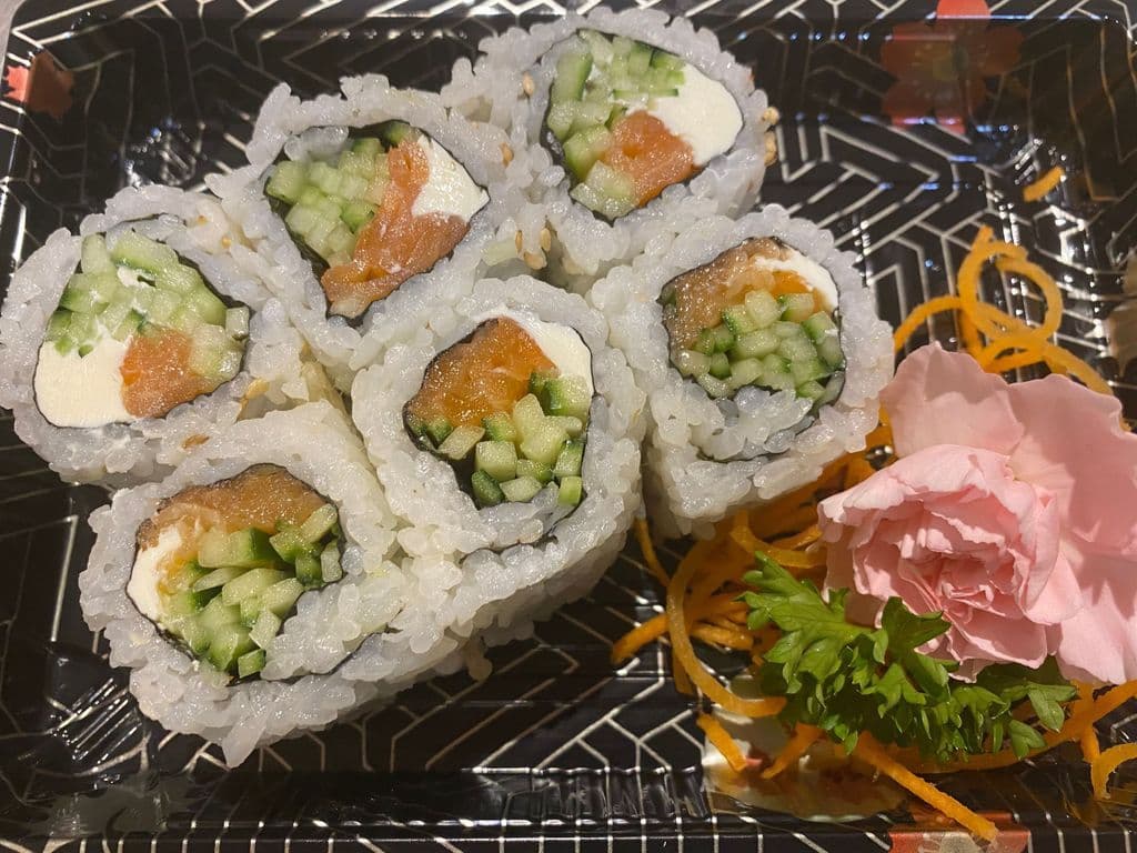 99. Philadelphia Roll (6 pcs)