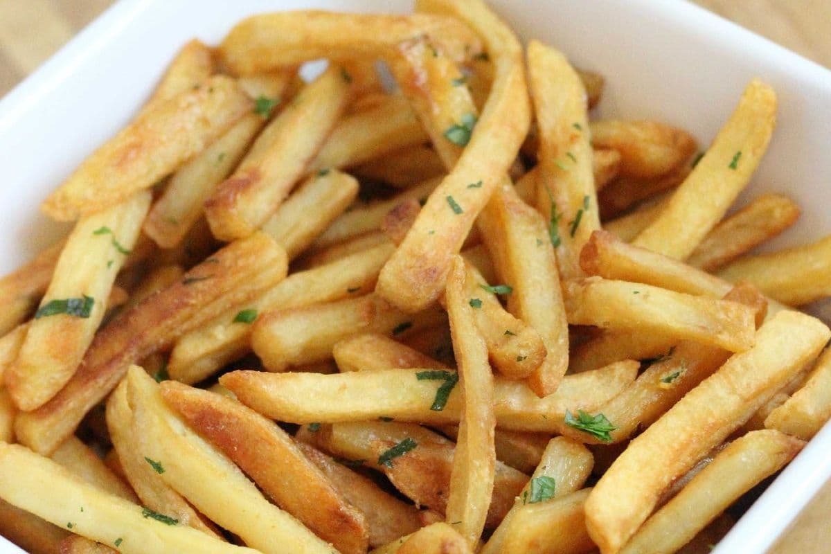 Fresh Cut Fries and Garlic