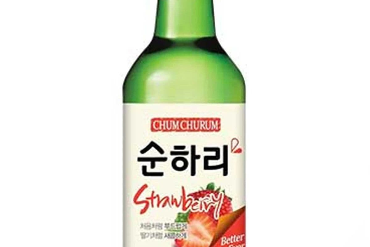 Chum Churum Strawberry (1 x 360 ml)