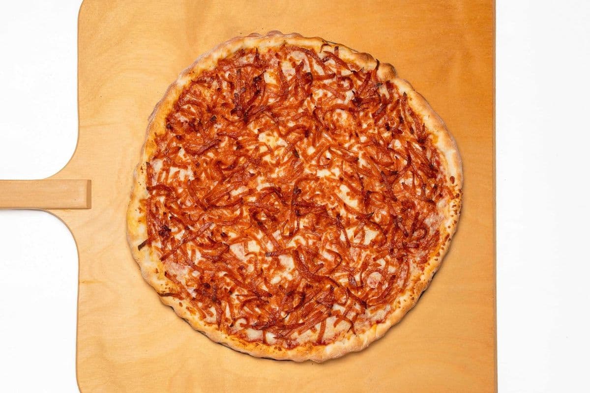 King One Topping Pizza (32 pcs)