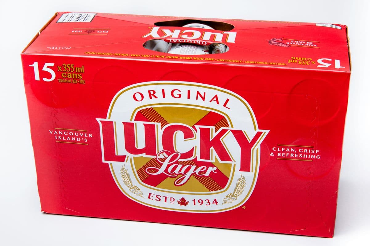 Lucky Lager 15 cans (15 x 355ml)