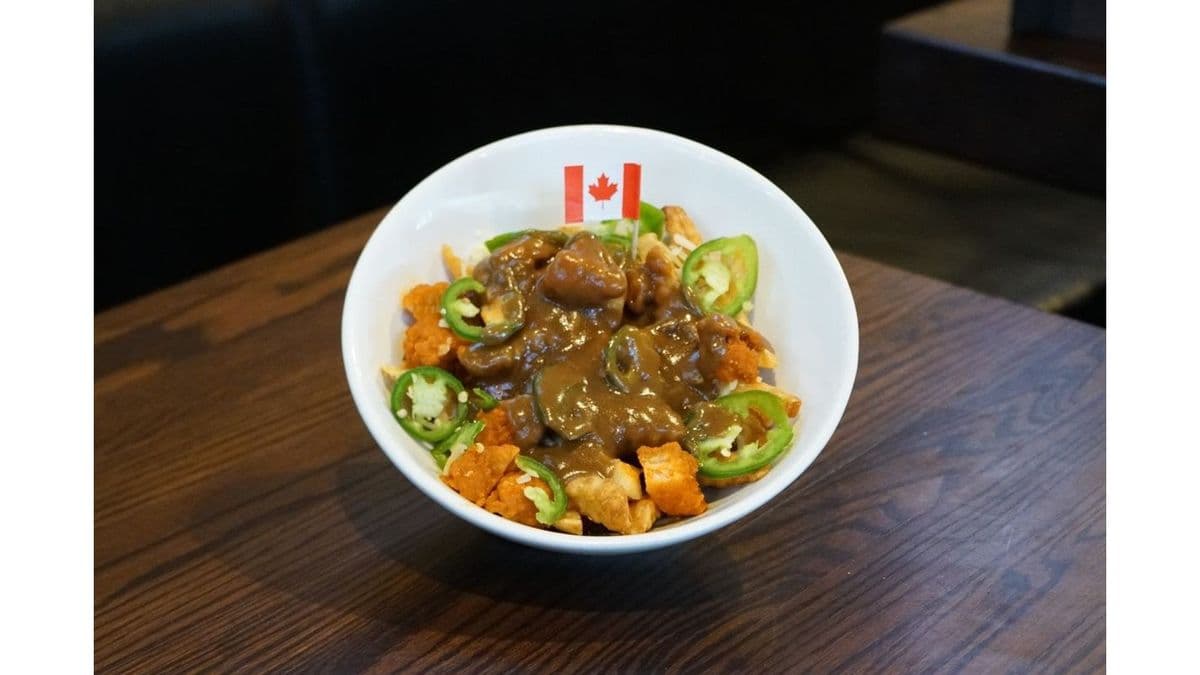 Buffalo Chicken Poutine