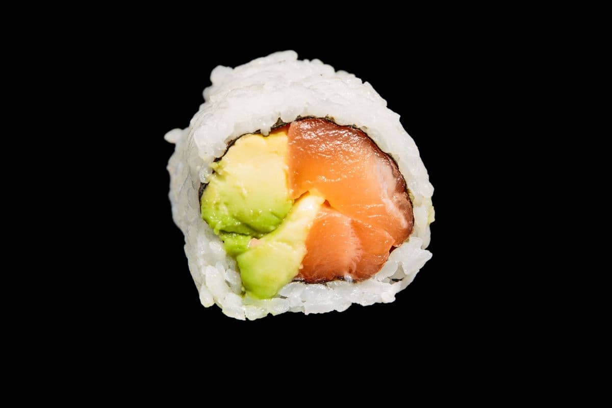 Salmon Avo Maki