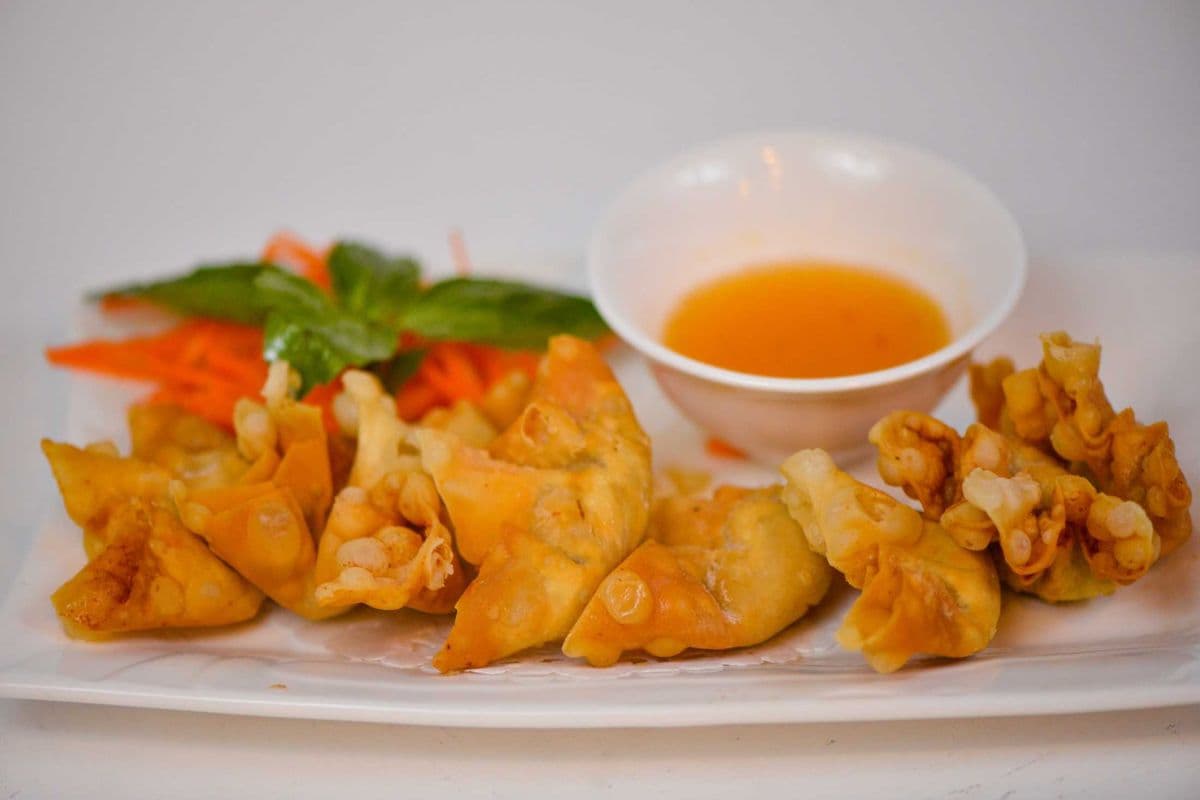 6. Deep-Fried Wontons - Hoanh Thanh Chien