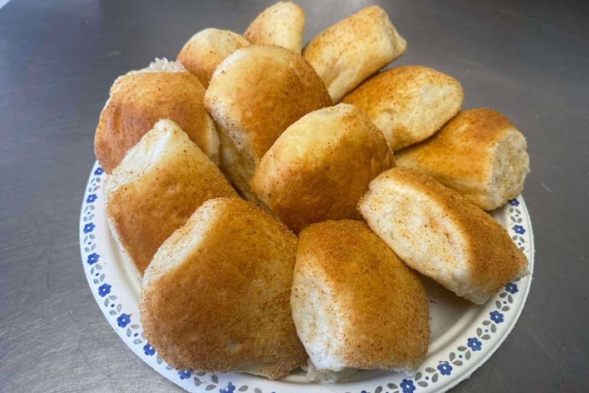 Pandesal ( 1 dozen)