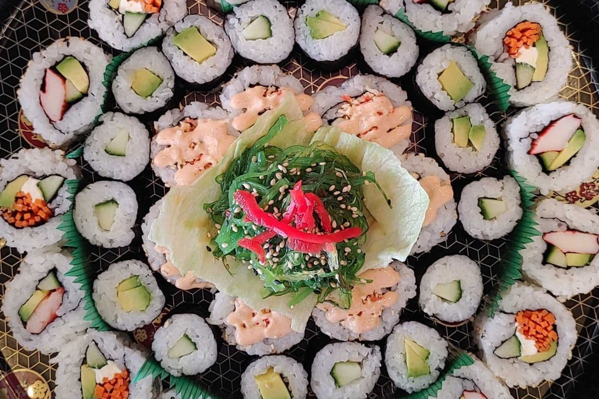 901 Assorted Maki Roll Platter (40pcs)
