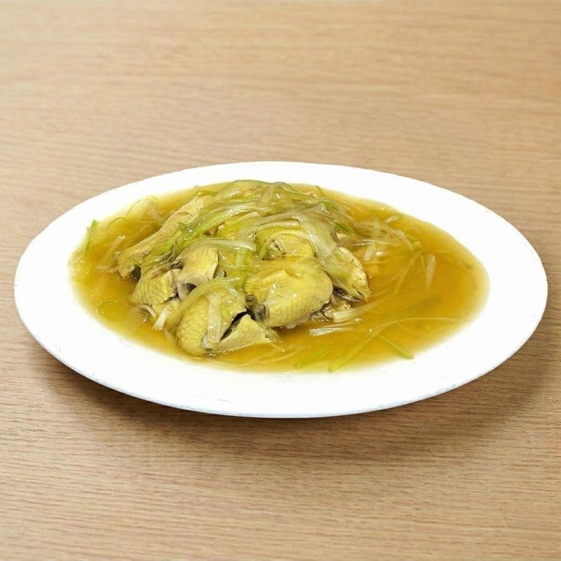 Chicken Glazed with Ginger and Onion (Half) / 薑蔥油淋雞 (半隻)