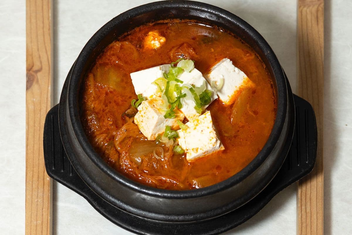K8. Kimchi Jeegae (김치찌개)