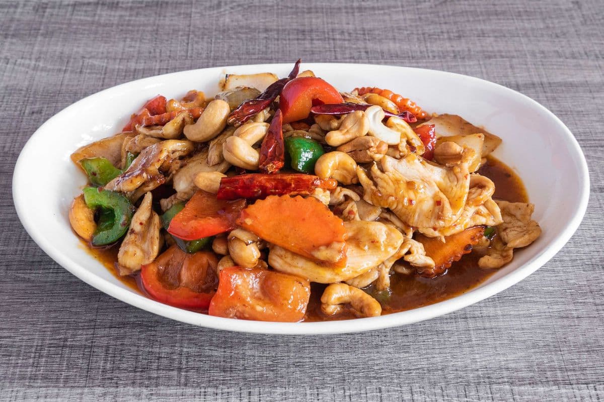 FR1. Cashew Nut Chicken