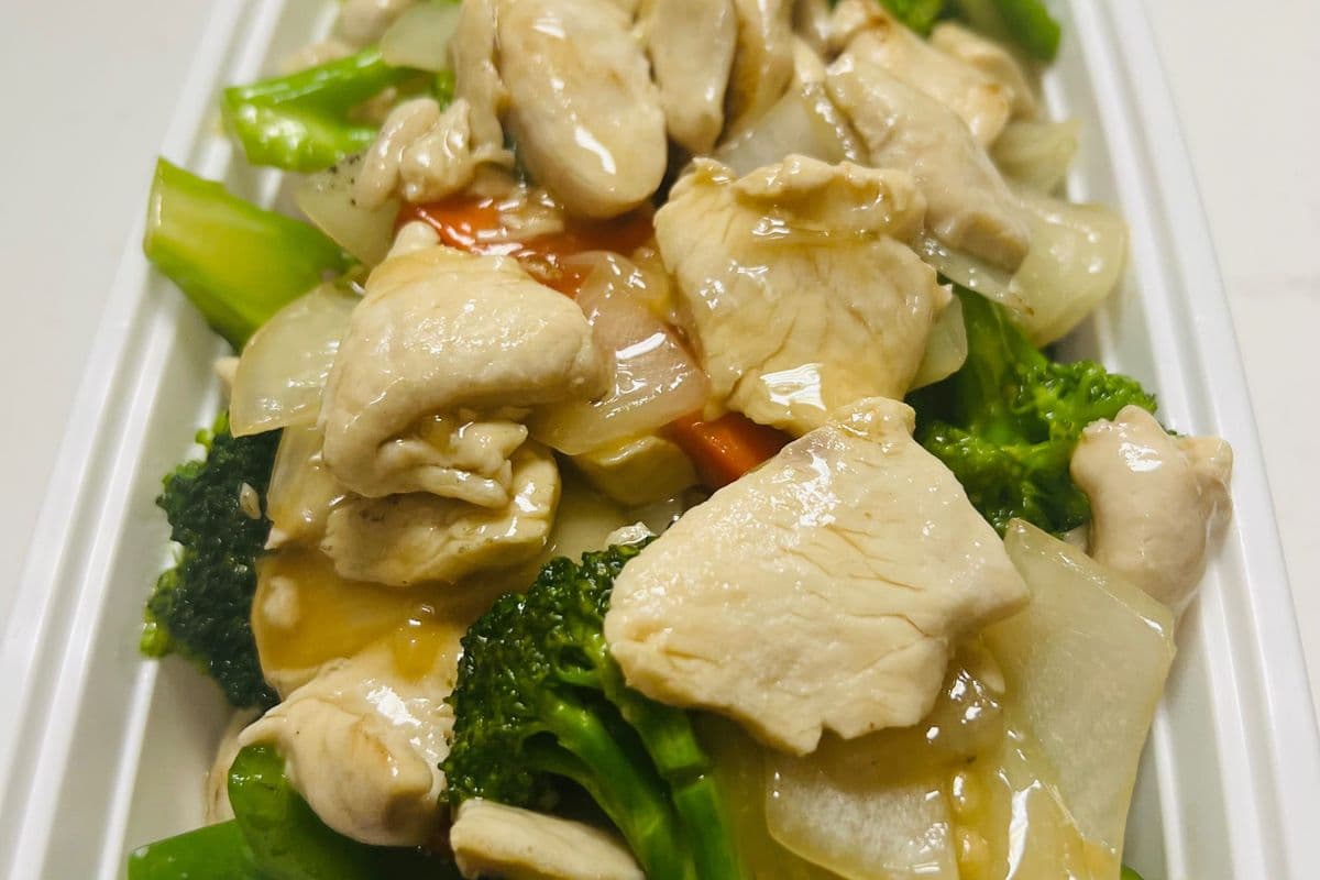 Chicken with Mixed Vegetables鸡肉炒杂菜