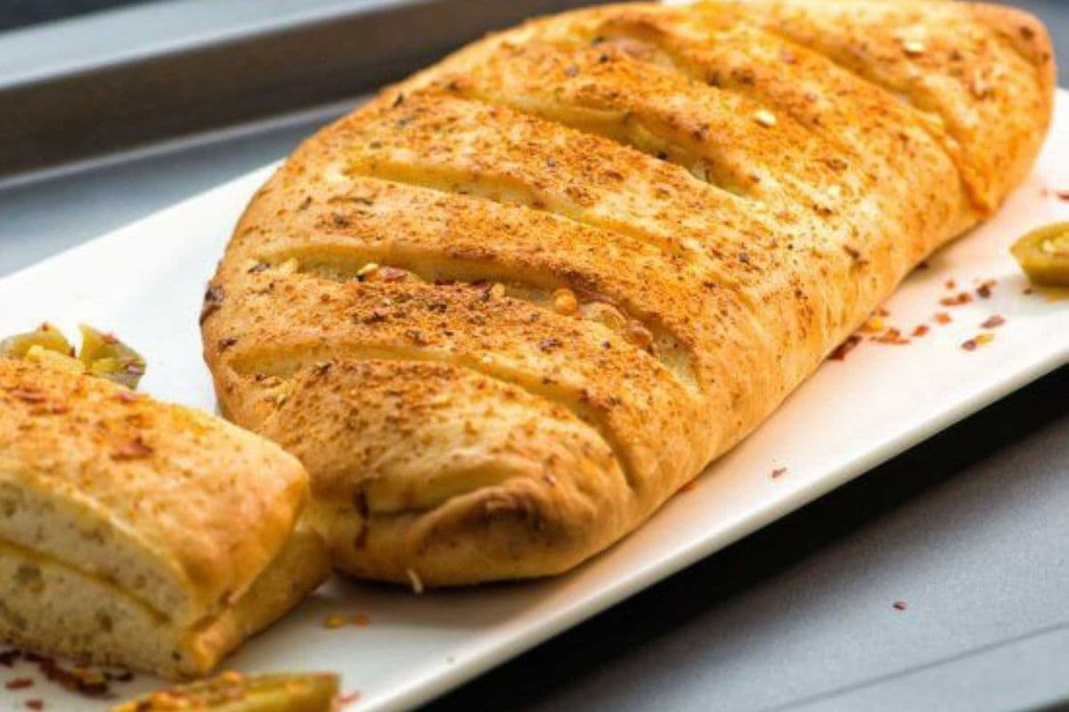 Paneer Tikka Calzone