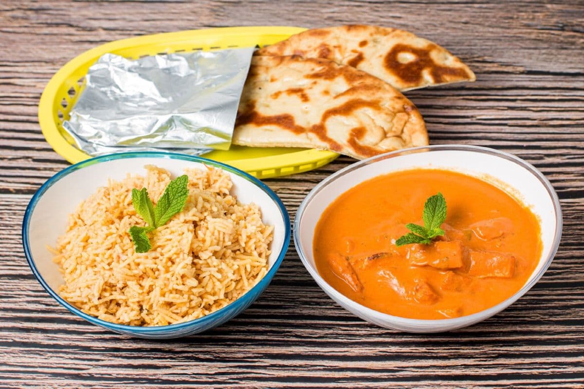 Butter Chicken with white rice and salad