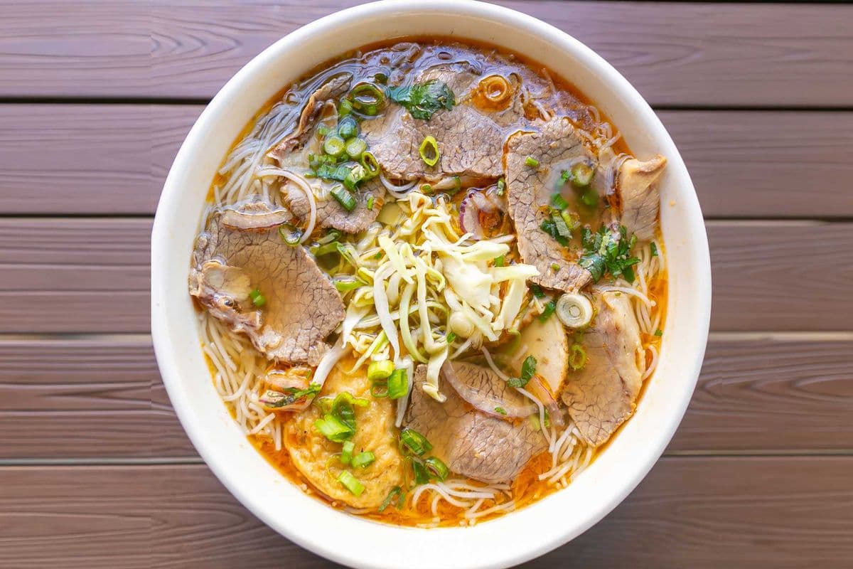 HUE SPICY SOUP