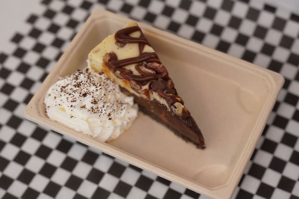 Caramel Pecan Cheese Cake