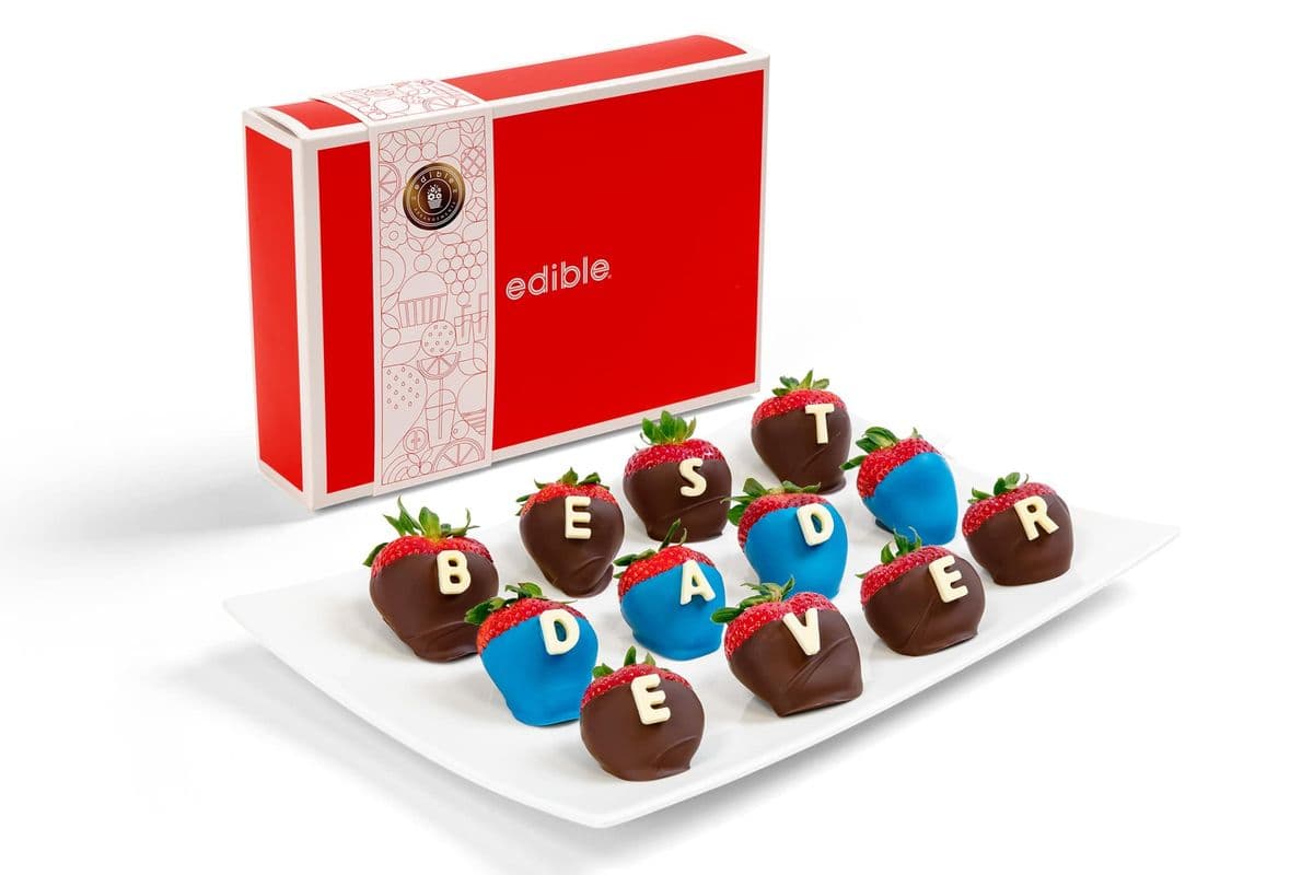 Boîte de Fraises Enrobées de Chocolat pour la Fête des Pères / Father's Day Chocolate Covered Strawberries Box
