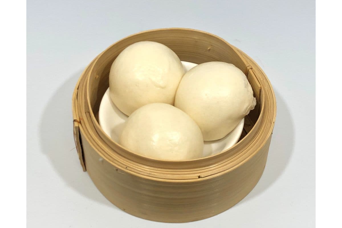418. Steamed Creamy Custard Buns