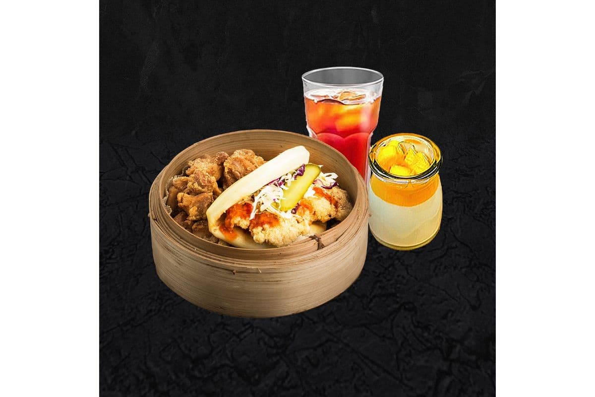 13. Crispy Chicken Gua Bao with Popcorn Chicken Combo 雞排刈包+鹽酥雞套餐