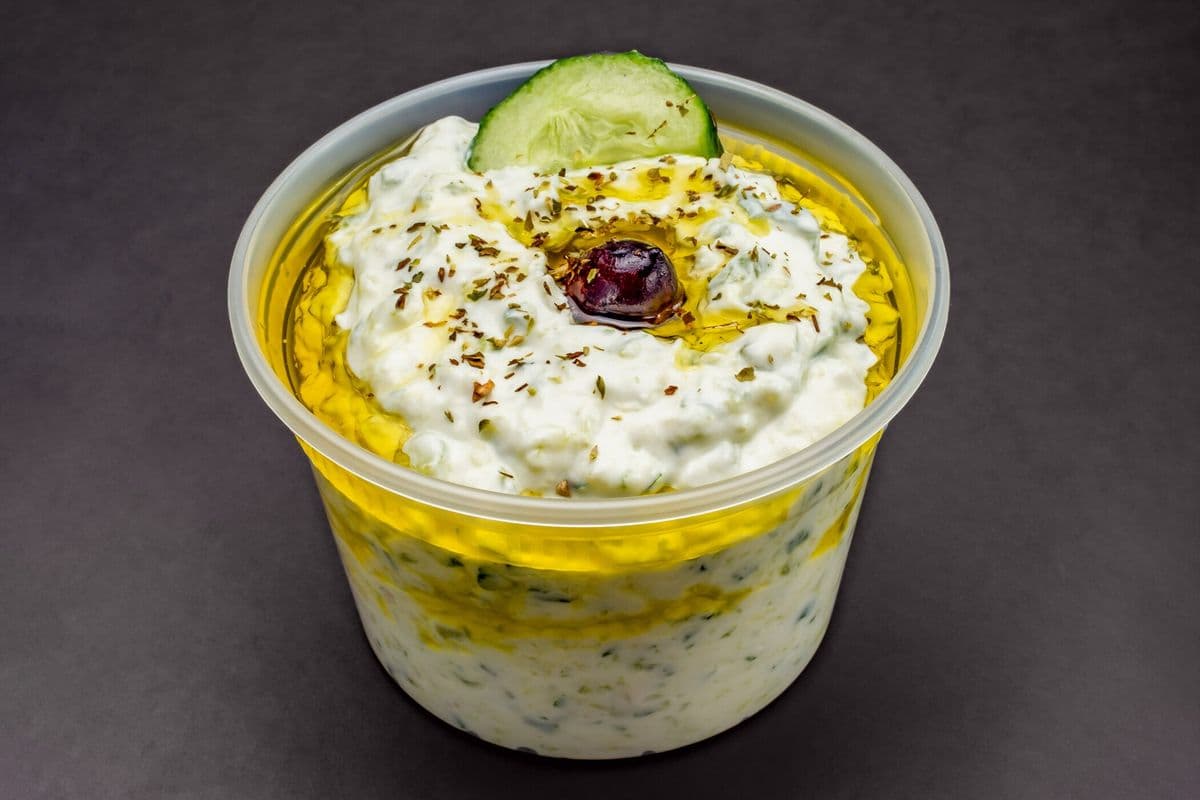 Tzatziki (16 oz)