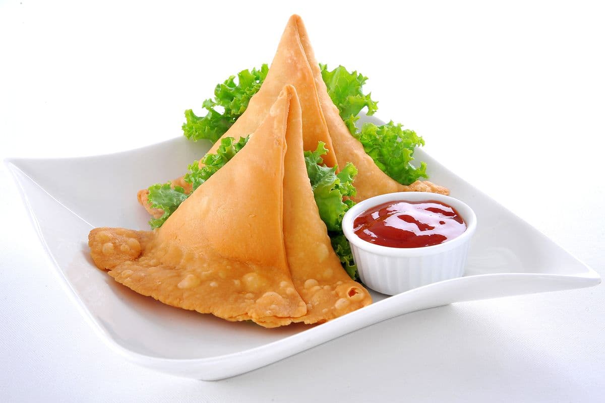 Veg Samosa (2pcs) (If you want more then 10 please call restaurant)