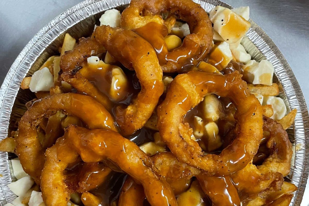 🧅Poutine Oignon Ring / Onion Ring Poutine🧅