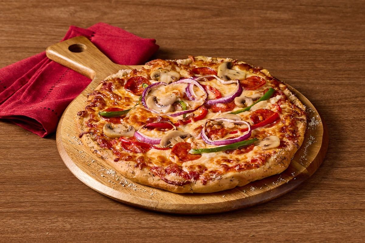 Deluxe Pizza