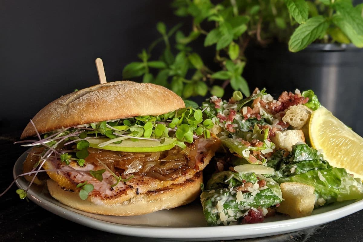 Peameal Sandwich