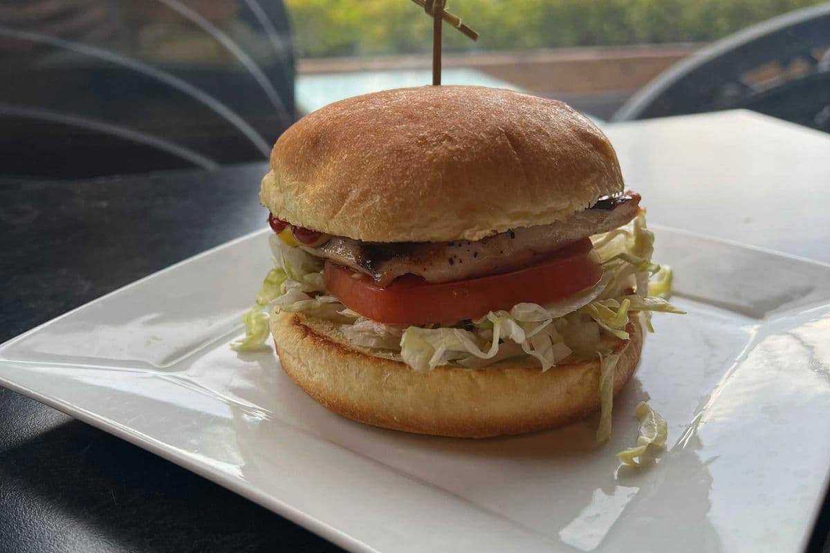 Frontier Burger