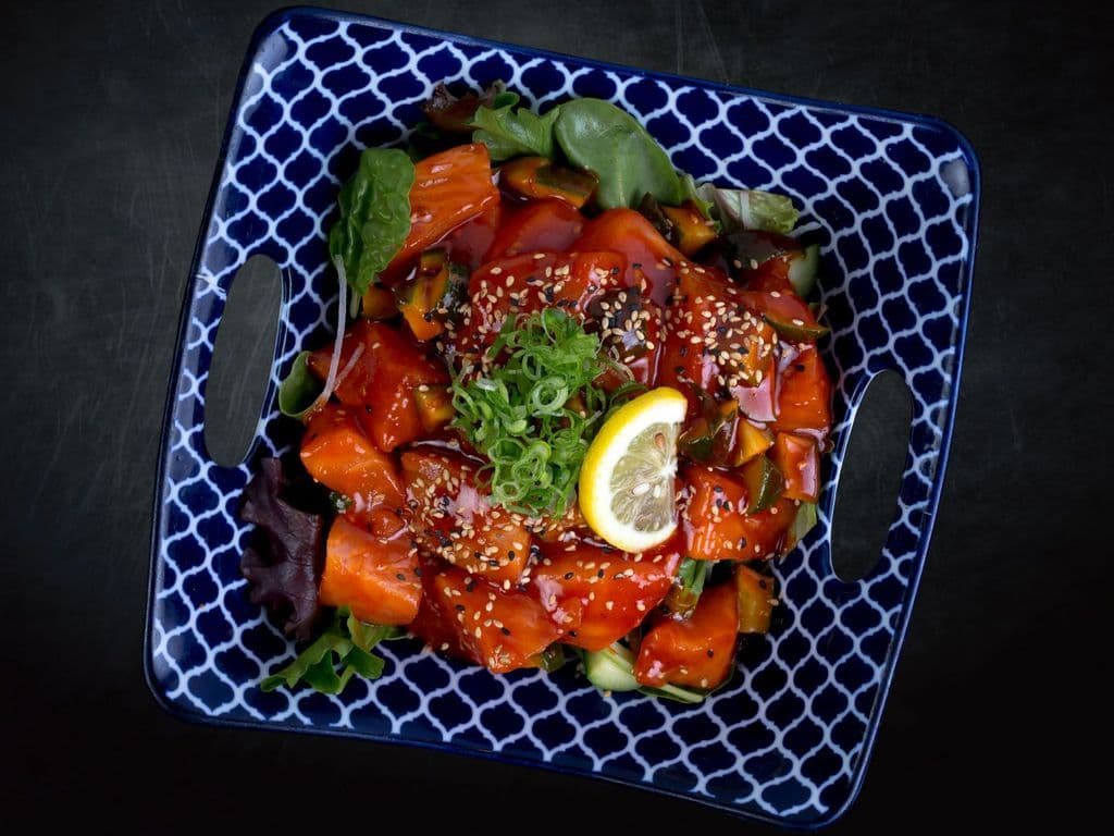Spicy Salmon Sashimi