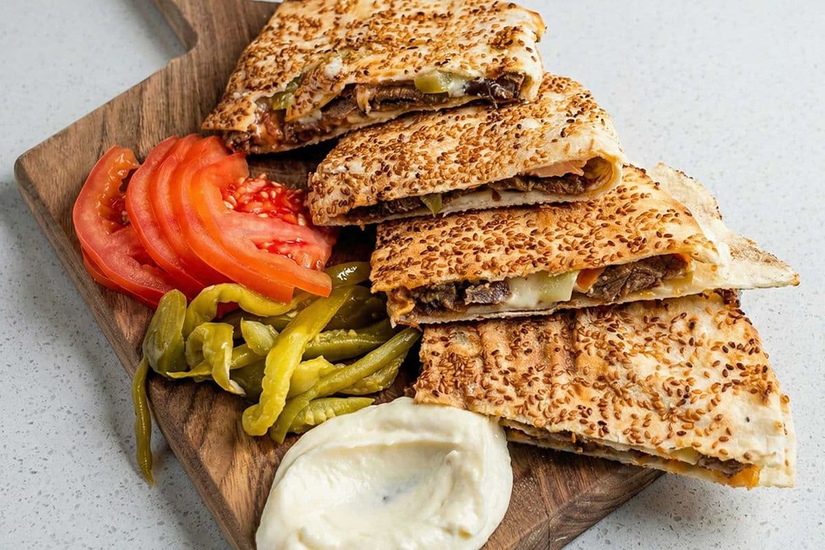 Sujuk Speciale