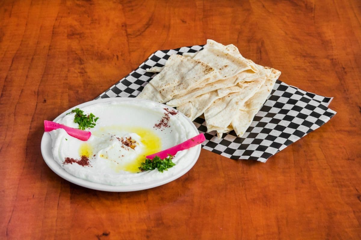 Garlic Dip with Bread