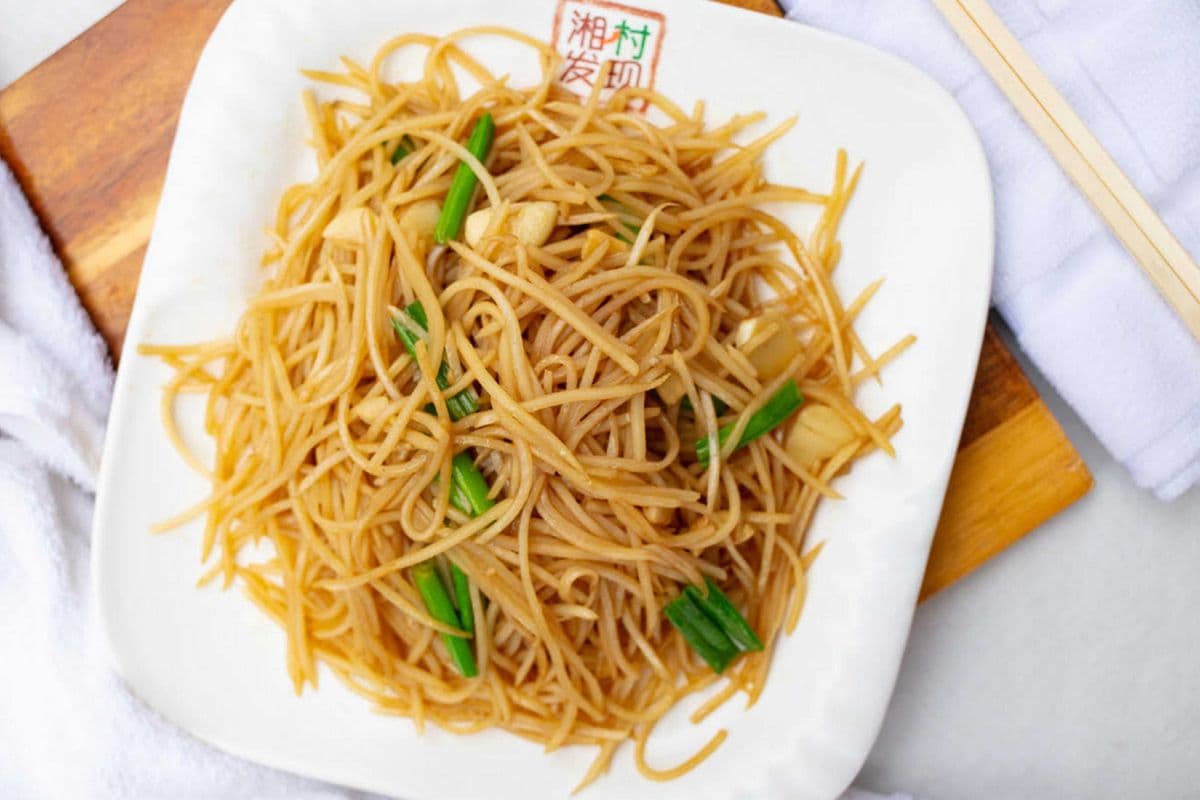 Stir Fried Sour Shredded Potato 醋溜土豆丝