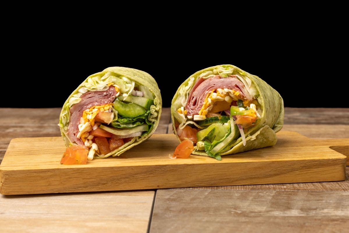 Classic Italian Wrap (695 Cal)