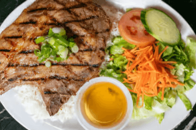 Plat de Côtelette de Porc Grillée / Grilled Pork Chop Plate