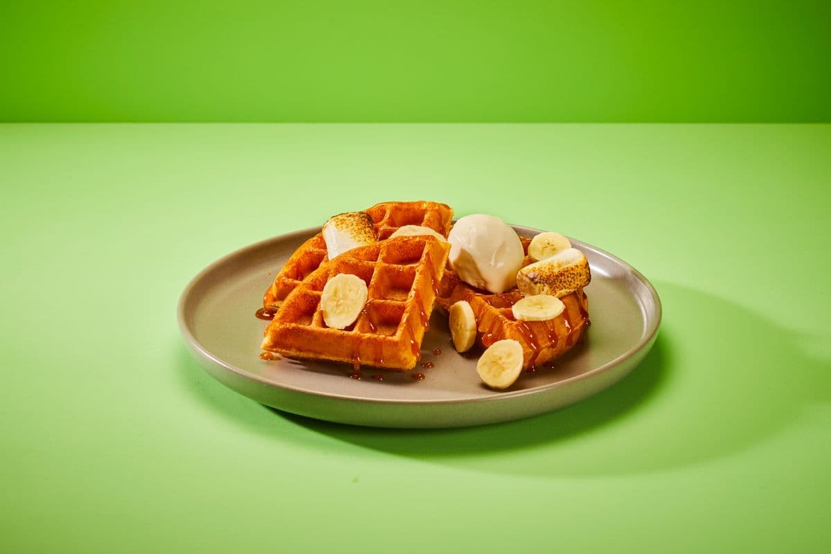 Banoffee S'mores - American Waffle